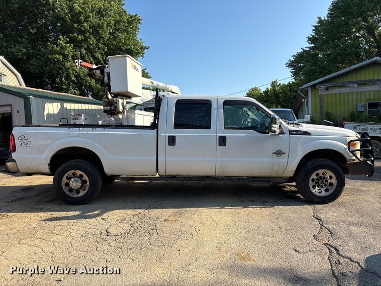 image for item EU0596 2011 Ford F350 Super Duty Crew Cab pickup truck