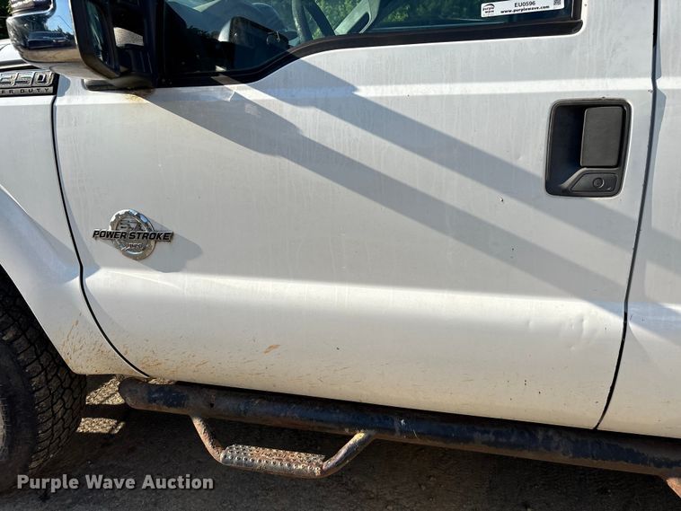 image for item EU0596 2011 Ford F350 Super Duty Crew Cab pickup truck