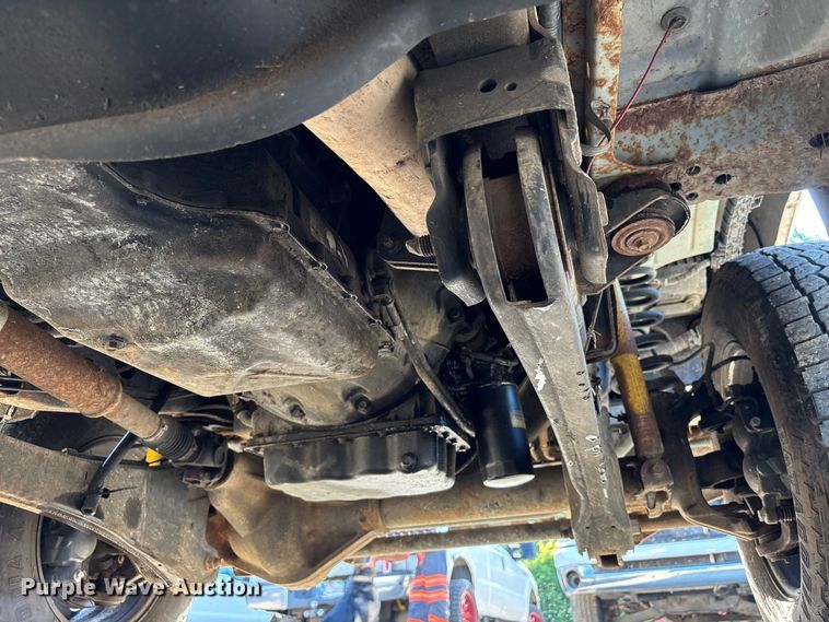 image for item EU0596 2011 Ford F350 Super Duty Crew Cab pickup truck