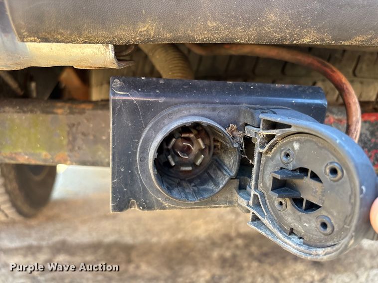 image for item EU0596 2011 Ford F350 Super Duty Crew Cab pickup truck