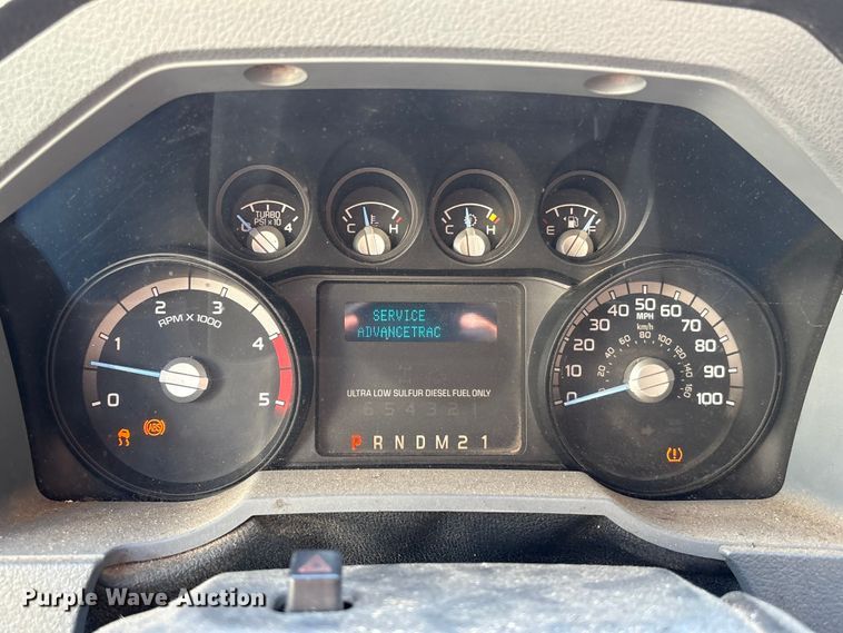 image for item EU0596 2011 Ford F350 Super Duty Crew Cab pickup truck