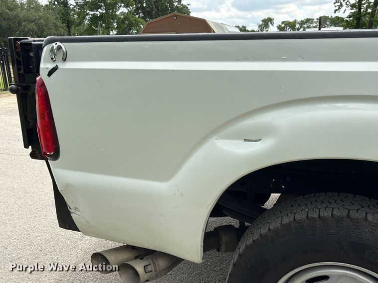 image for item EU0632 2015 Ford F250 Super Duty Ext. Cab pickup truck