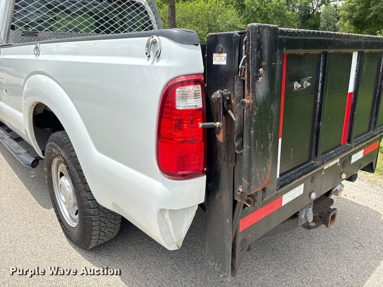image for item EU0632 2015 Ford F250 Super Duty Ext. Cab pickup truck