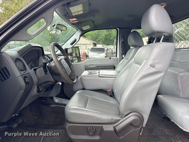 image for item EU0632 2015 Ford F250 Super Duty Ext. Cab pickup truck
