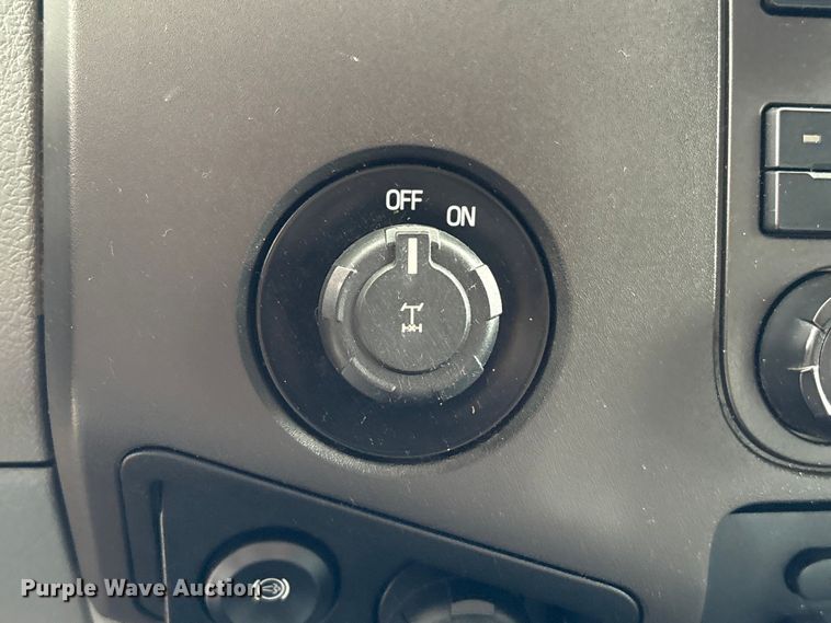 image for item EU0632 2015 Ford F250 Super Duty Ext. Cab pickup truck