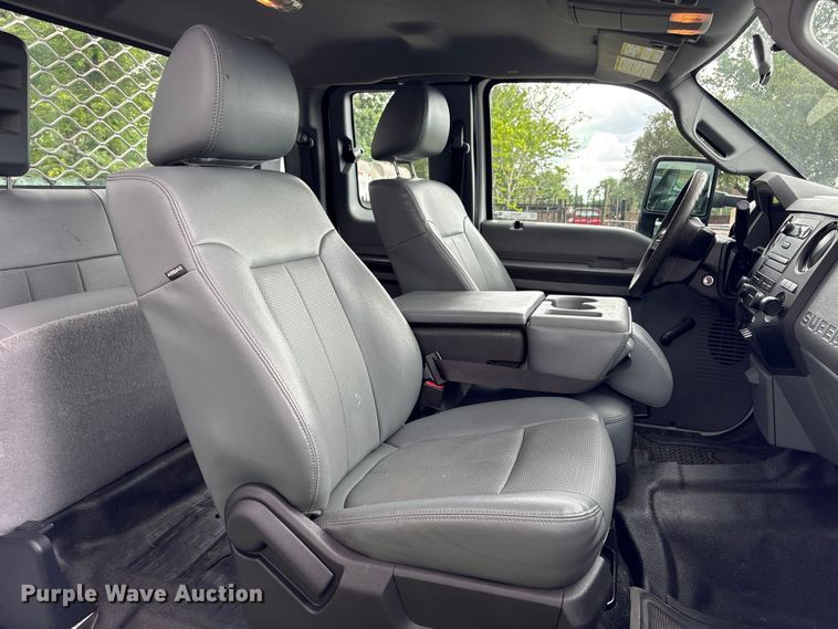 image for item EU0632 2015 Ford F250 Super Duty Ext. Cab pickup truck
