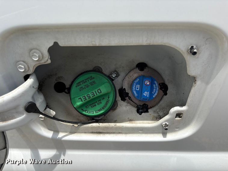 image for item EU0632 2015 Ford F250 Super Duty Ext. Cab pickup truck