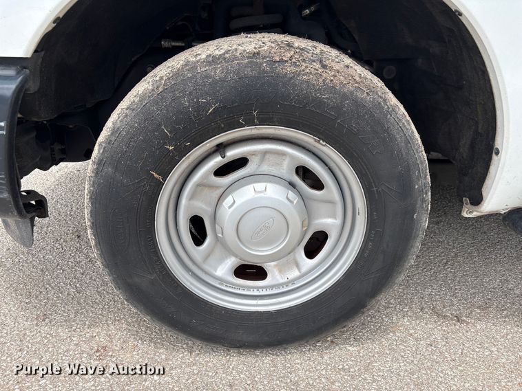 image for item EU0632 2015 Ford F250 Super Duty Ext. Cab pickup truck