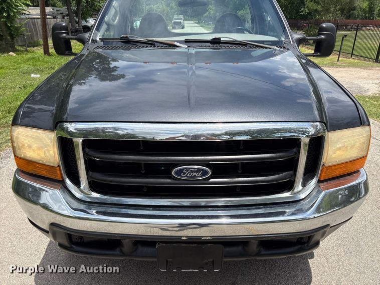 image for item EU0633 1999 Ford F550 Super Duty flatbed truck