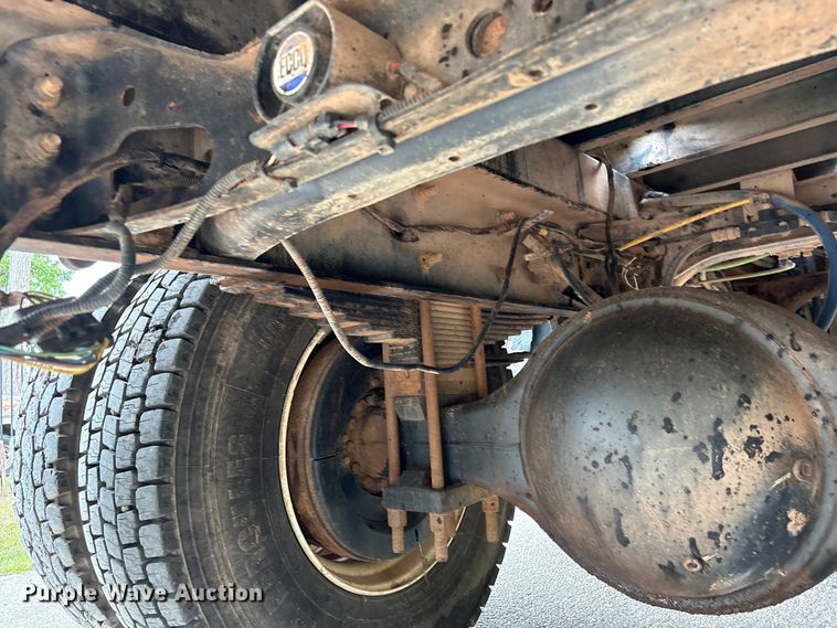 image for item EU0634 2011 Ford F750 utility / service truck