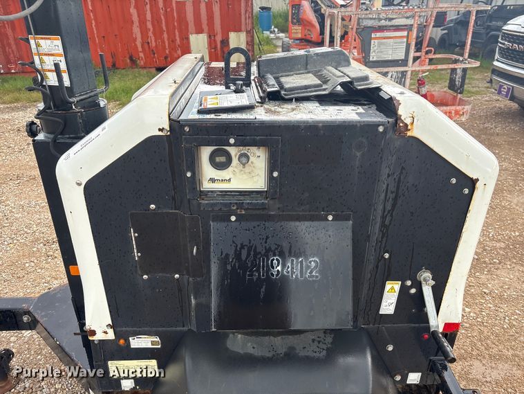 image for item EU0653 2018 Allmand NIGHT LITE VSERIES NLV light plant