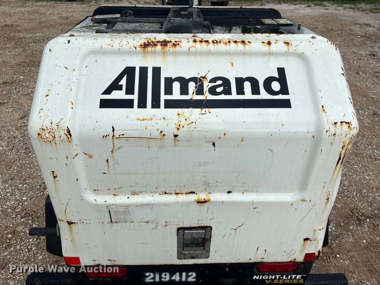 image for item EU0653 2018 Allmand NIGHT LITE VSERIES NLV light plant