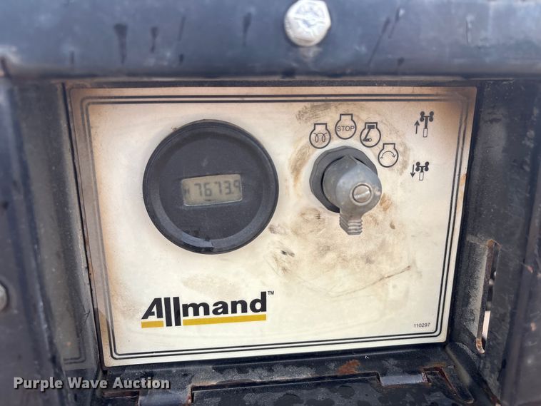 image for item EU0653 2018 Allmand NIGHT LITE VSERIES NLV light plant