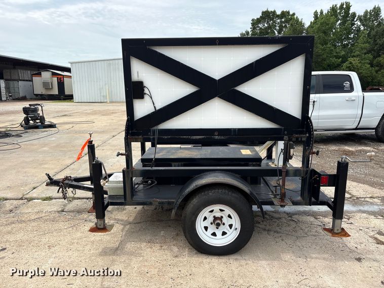 image for item EU0658 Security camera trailer