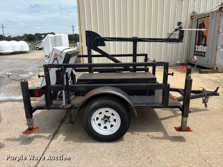 image for item EU0659 Security camera trailer
