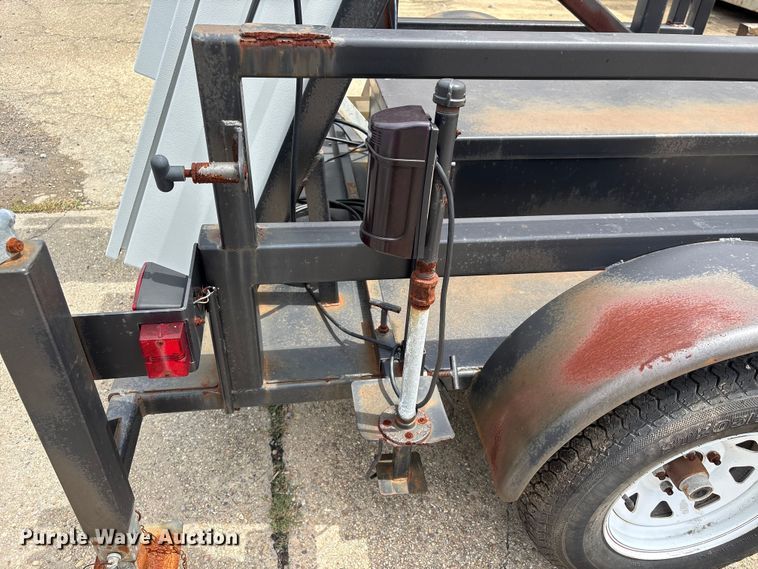 image for item EU0659 Security camera trailer