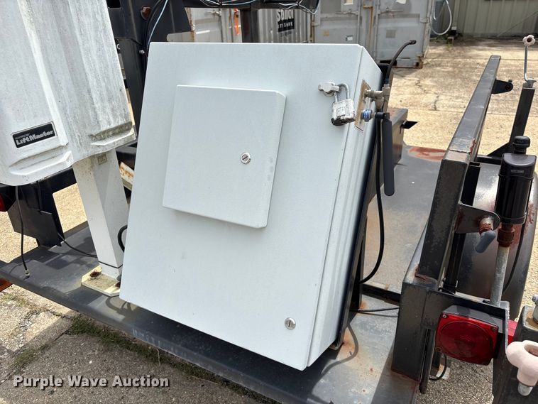 image for item EU0659 Security camera trailer