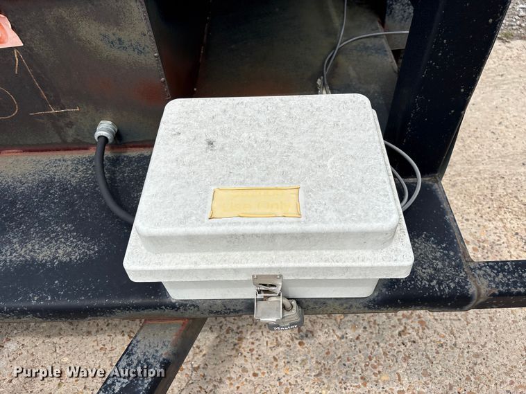 image for item EU0660 Security camera trailer