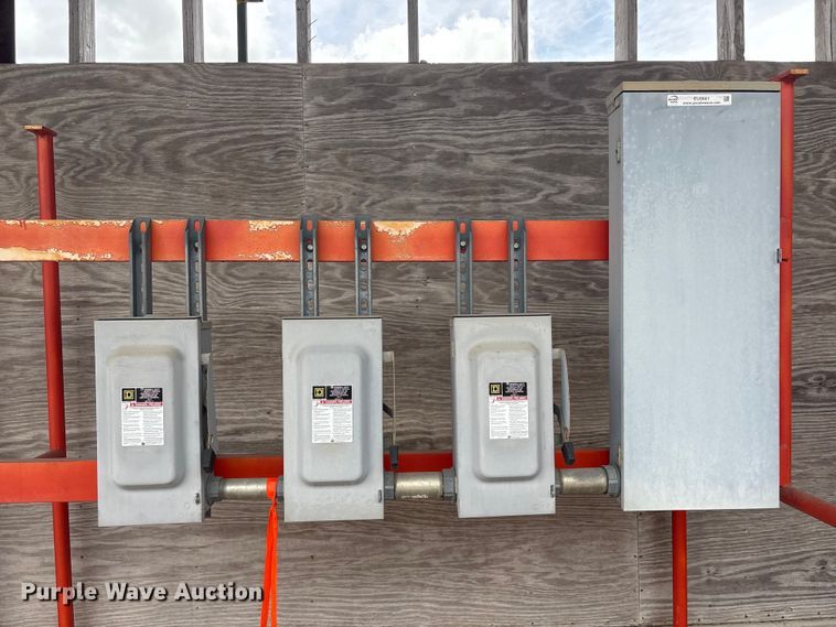 image for item EU0661 Temporary electrical service