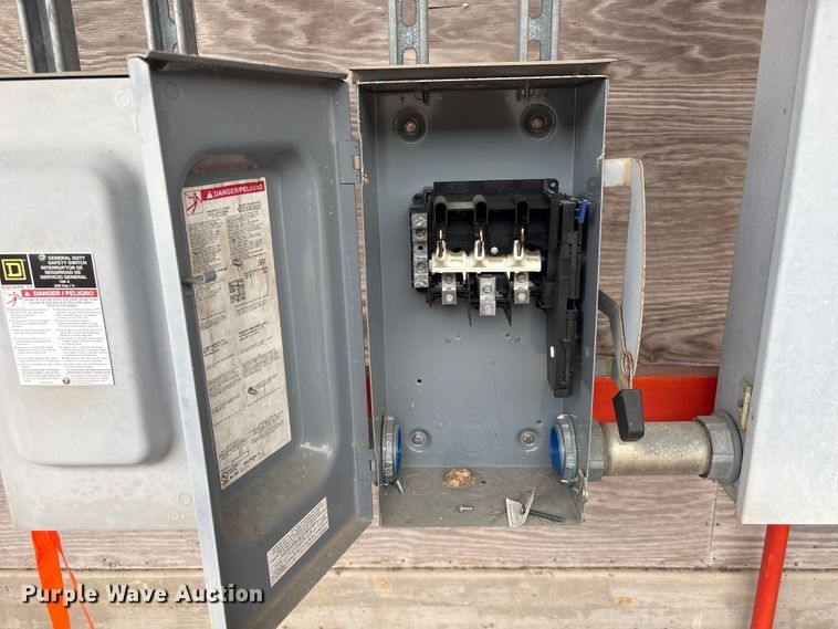image for item EU0661 Temporary electrical service
