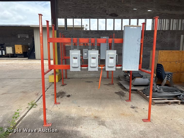 image for item EU0662 Temporary electrical service