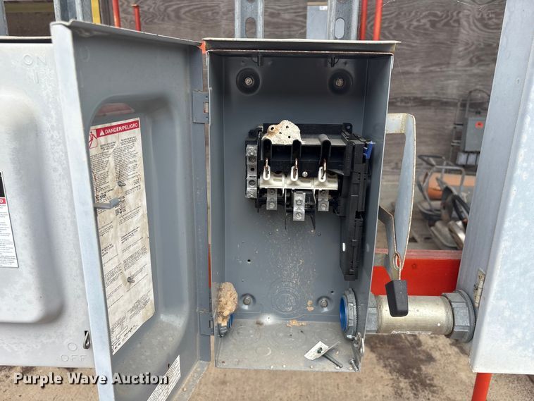 image for item EU0662 Temporary electrical service