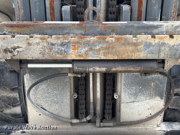image for item EU0666 2015 Nissan PF100YLP forklift
