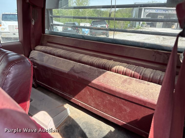 image for item EU5615 1993 Chevrolet K3500 Ext. Cab flatbed pickup truck