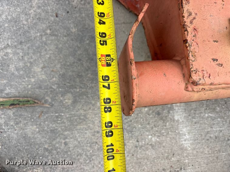 image for item EU5671 (2) fuel tanks