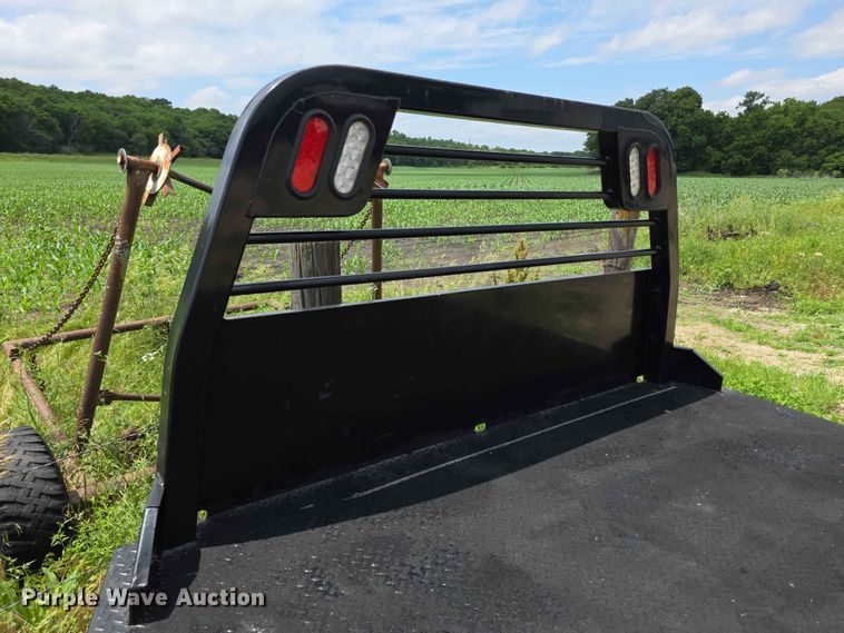 image for item EV2111 Crownline RRCW116 flatbed