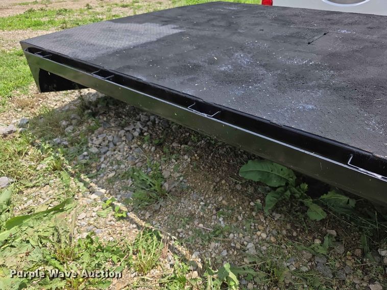image for item EV2111 Crownline RRCW116 flatbed