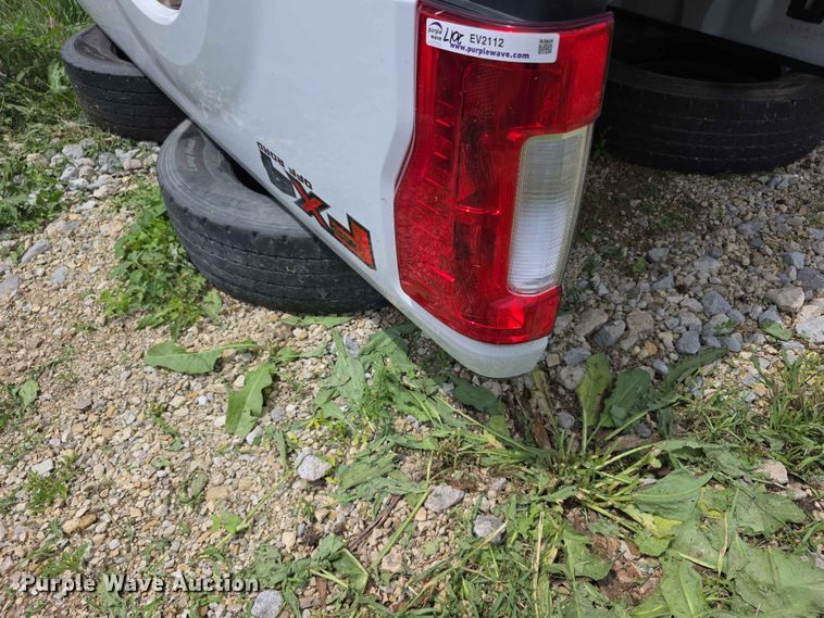 image for item EV2112 Ford pickup truck bed