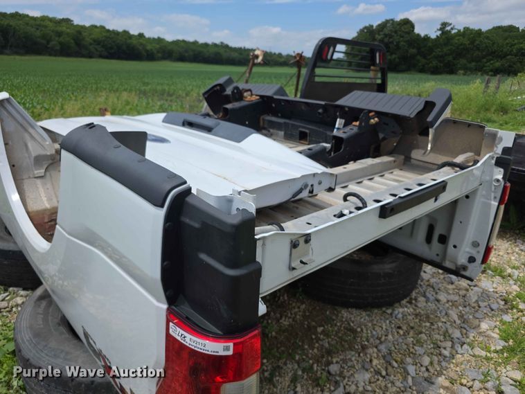 image for item EV2112 Ford pickup truck bed