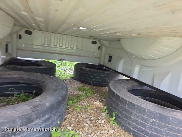image for item EV2112 Ford pickup truck bed