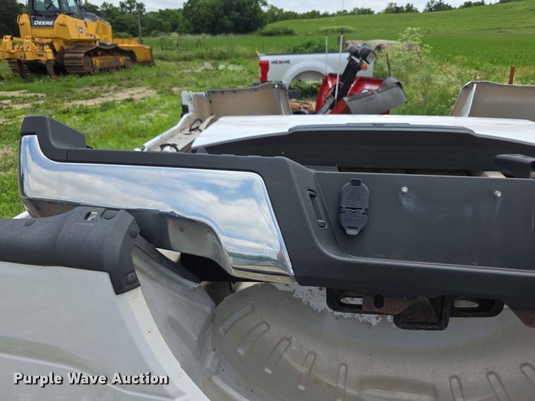 image for item EV2112 Ford pickup truck bed