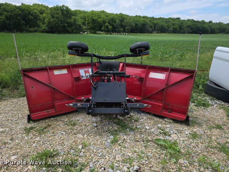 image for item EV2113 Boss RT3 snow plow