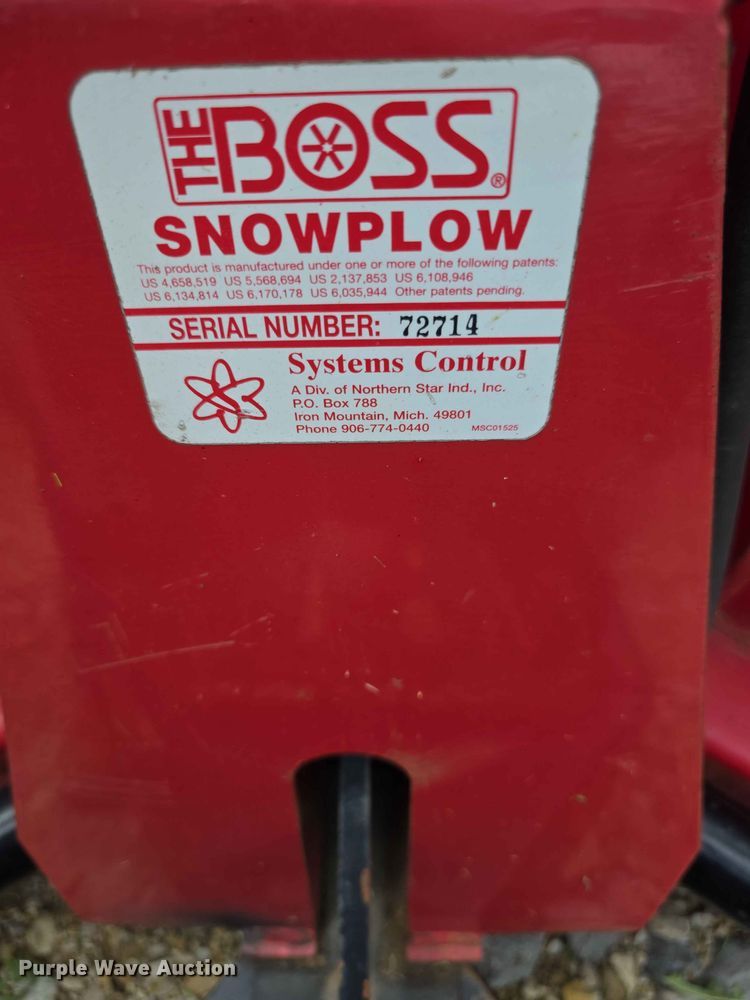 image for item EV2113 Boss RT3 snow plow