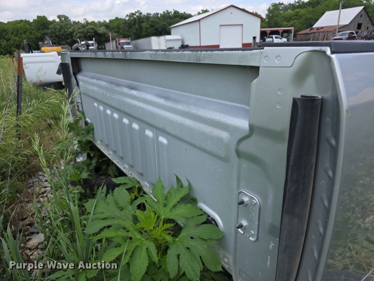 image for item EV2189 Ford pickup bed