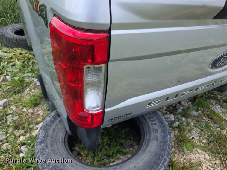 image for item EV2189 Ford pickup bed