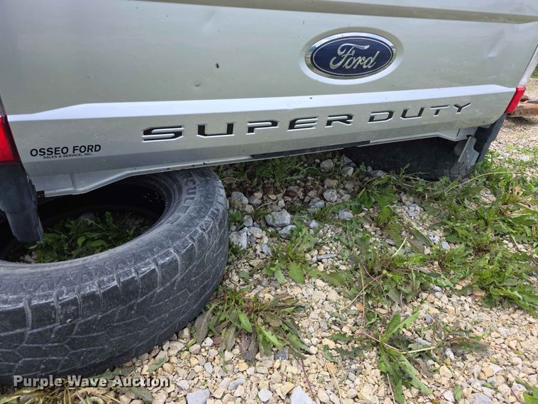 image for item EV2189 Ford pickup bed
