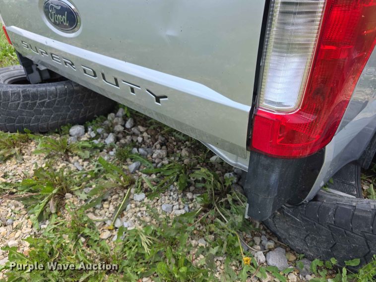 image for item EV2189 Ford pickup bed