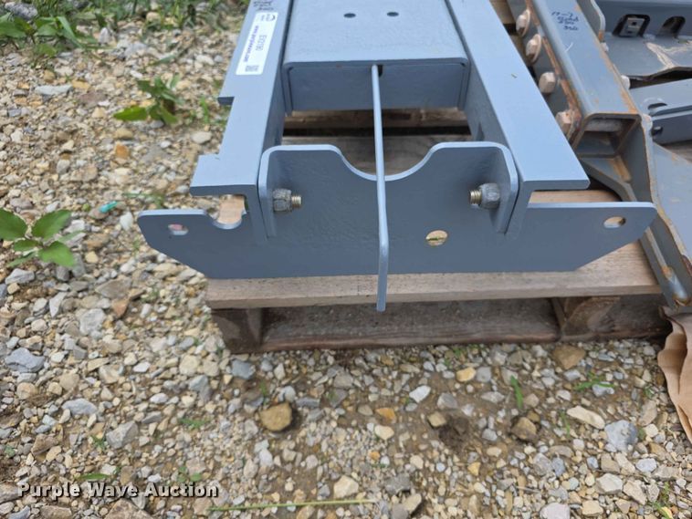 image for item EV2190 (2) Gooseneck hitches