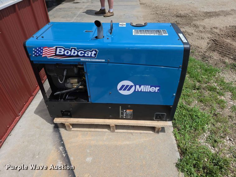 image for item EV2237 Miller Bobcat 250 welder/generator