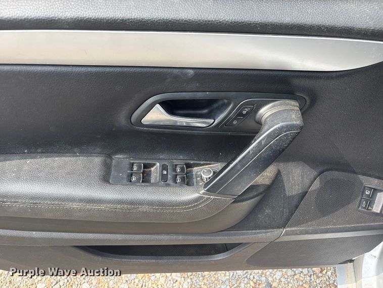 image for item EV2948 2010 Volkswagen CC 