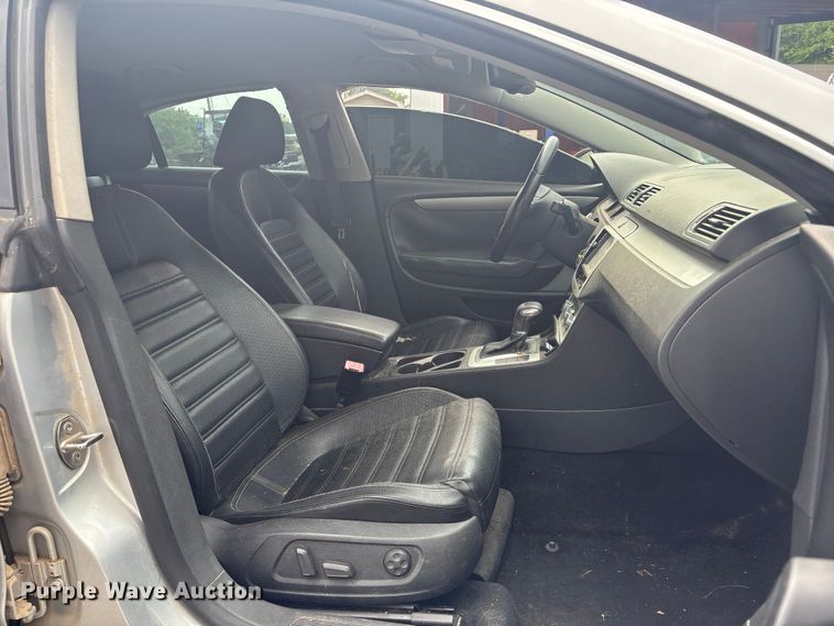 image for item EV2948 2010 Volkswagen CC 
