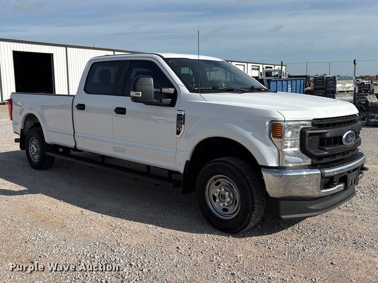 image for item EW0015 2022 Ford F250 Super Duty Crew Cab pickup truck
