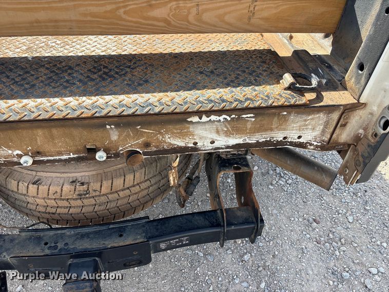 image for item EW0015 2022 Ford F250 Super Duty Crew Cab pickup truck