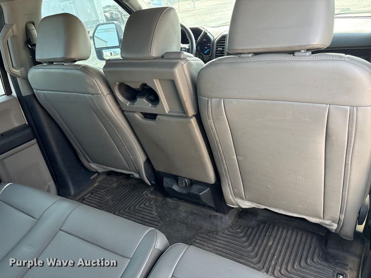 image for item EW0015 2022 Ford F250 Super Duty Crew Cab pickup truck