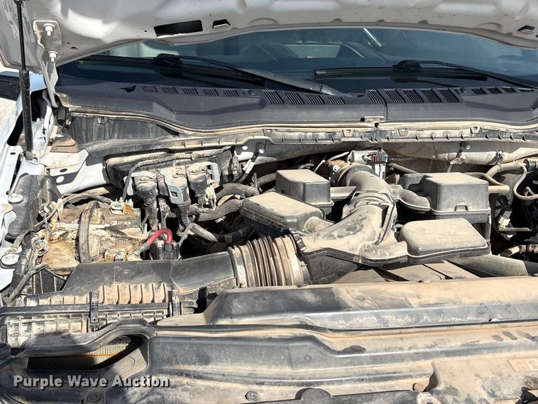 image for item EW0015 2022 Ford F250 Super Duty Crew Cab pickup truck