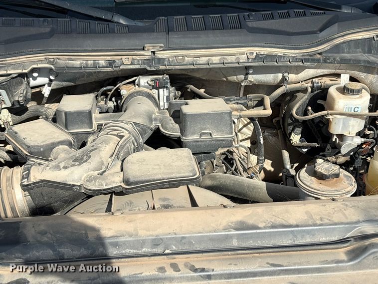 image for item EW0015 2022 Ford F250 Super Duty Crew Cab pickup truck